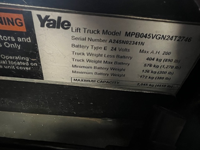 Yale electric pallet jack