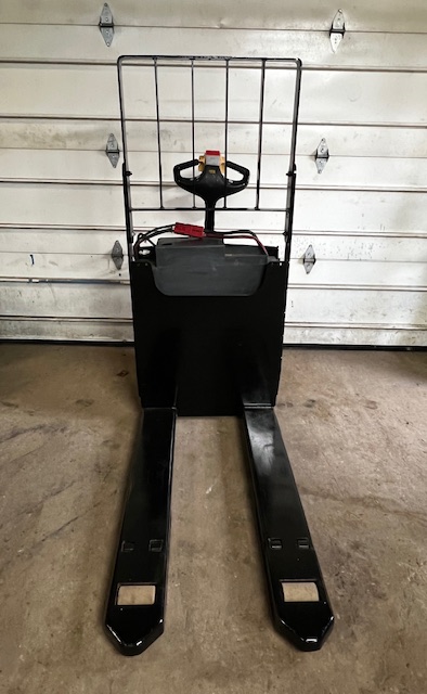 Yale electric pallet jack